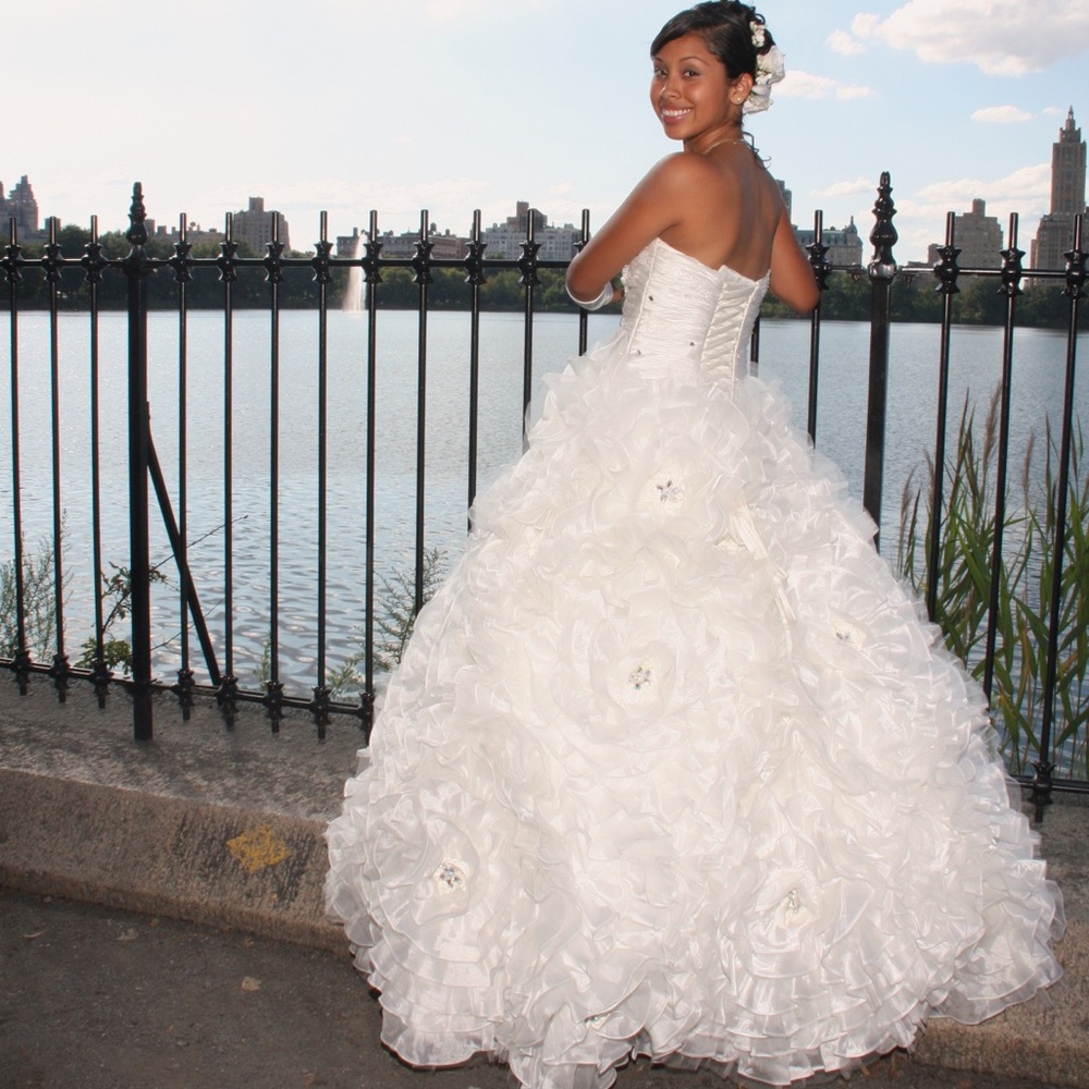 Sweet 15 or 16 Dress !